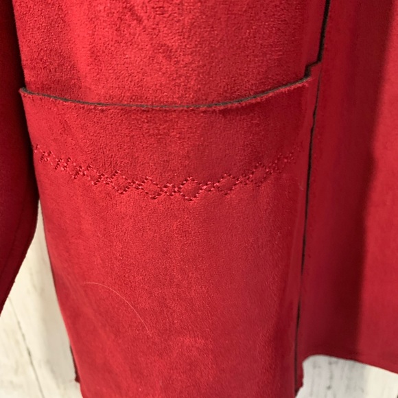Alfred Dunner plus  Red faux suede fleece jacket - Picture 6 of 9